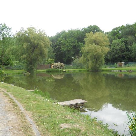 Le Relais De La Haute Sambre Lobbes Luaran gambar