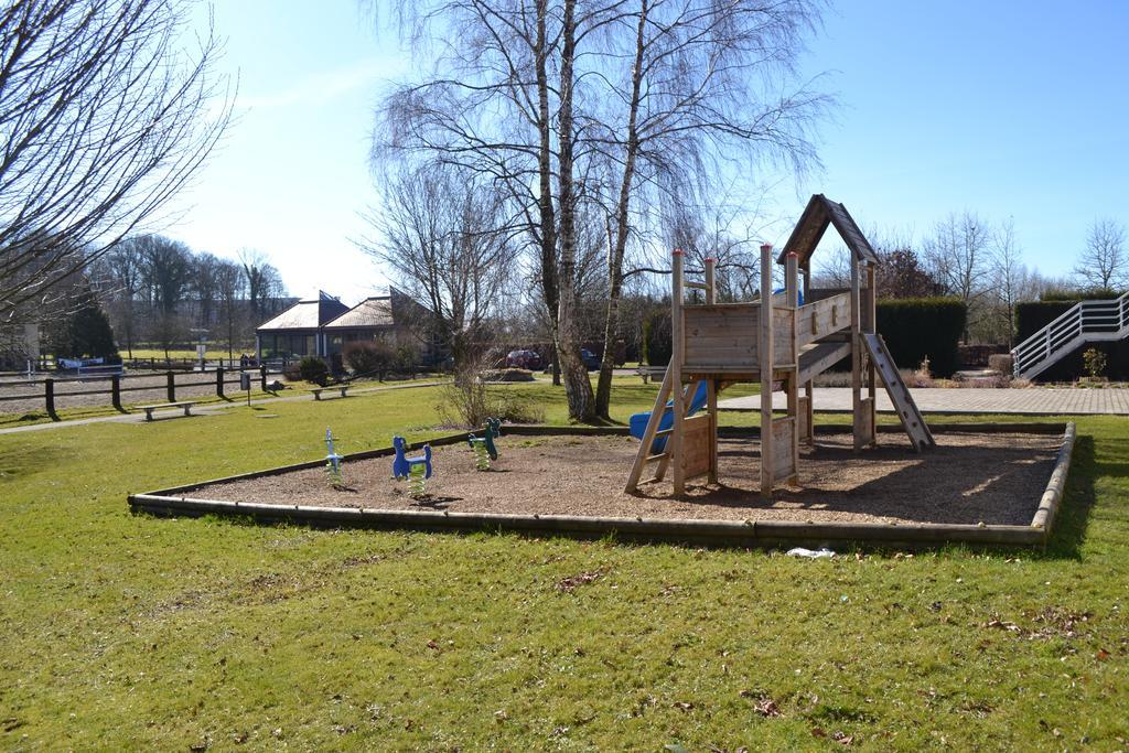 Le Relais De La Haute Sambre Lobbes Luaran gambar