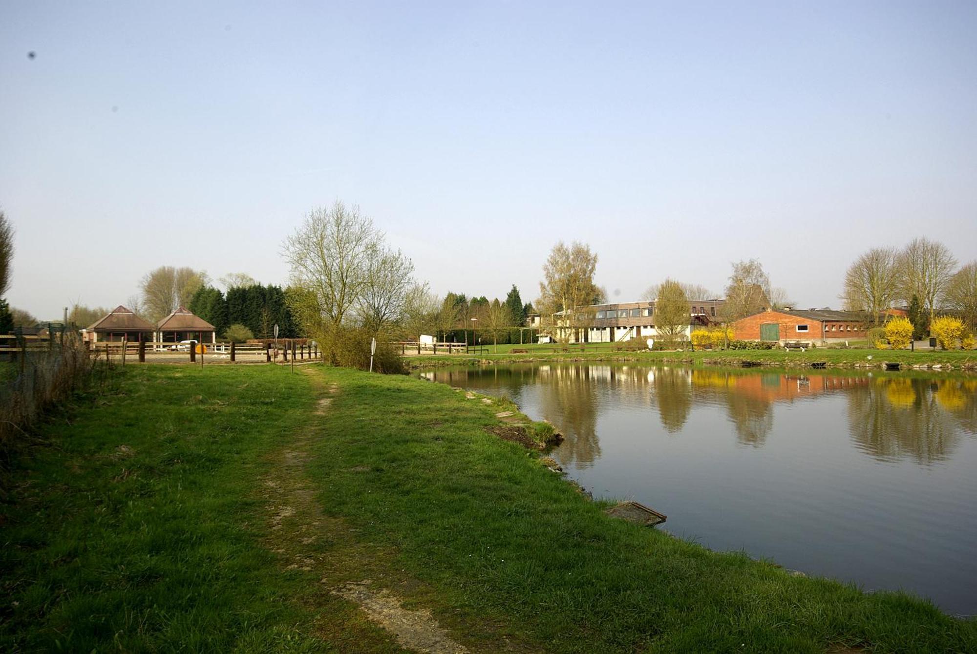 Le Relais De La Haute Sambre Lobbes Luaran gambar